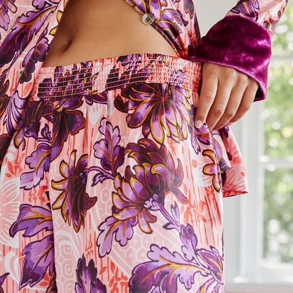 NWT Anthropologie Luxe Pink Floral Sleep Pants Small - Picture 4 of 5